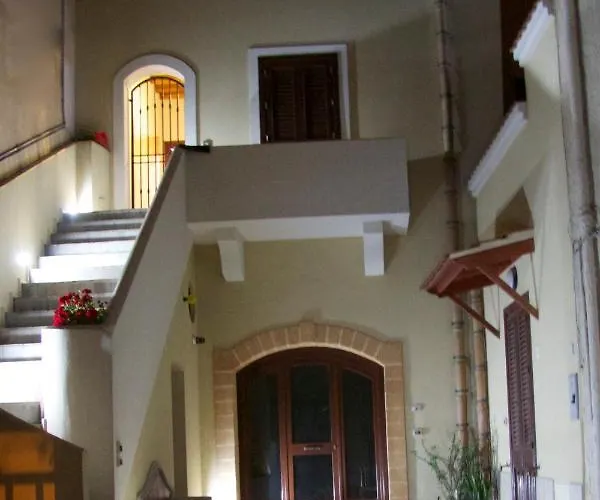 Papparina House Apartman *